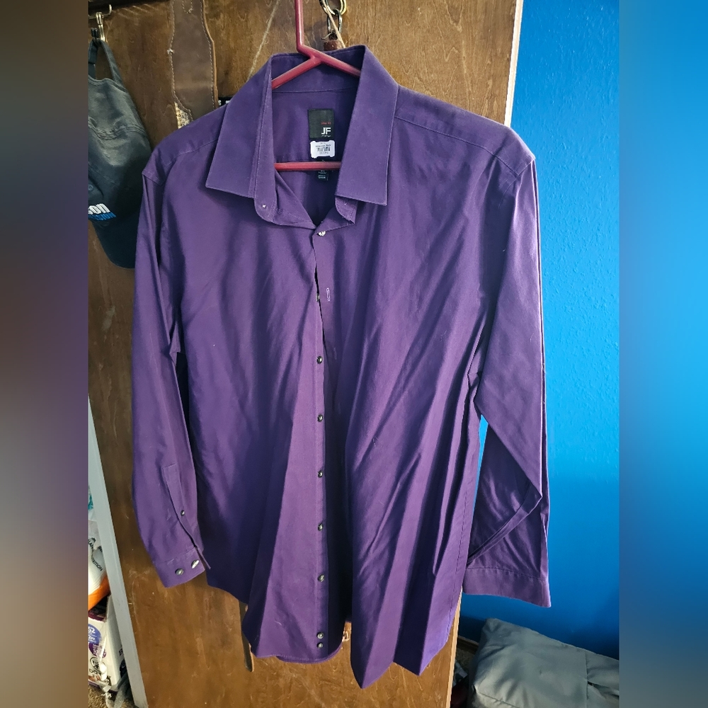 Long sleeve dress shirt